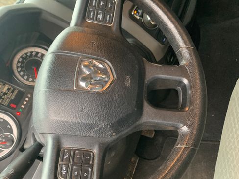 Used 2017 RAM 1500 Express w/ Black Ram 1500 Express Group image 12