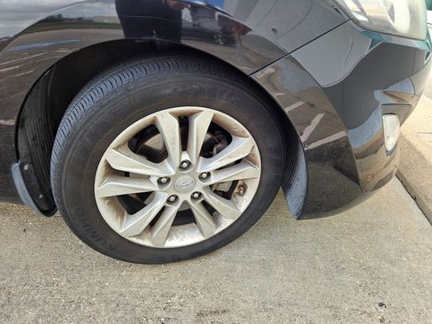 Used 2013 Hyundai Elantra GT image 19