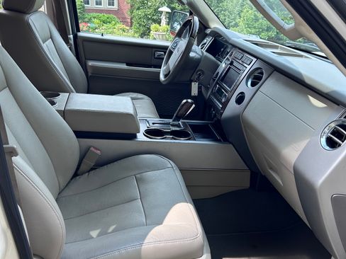 Used 2008 Ford Expedition Limited RWD image 8