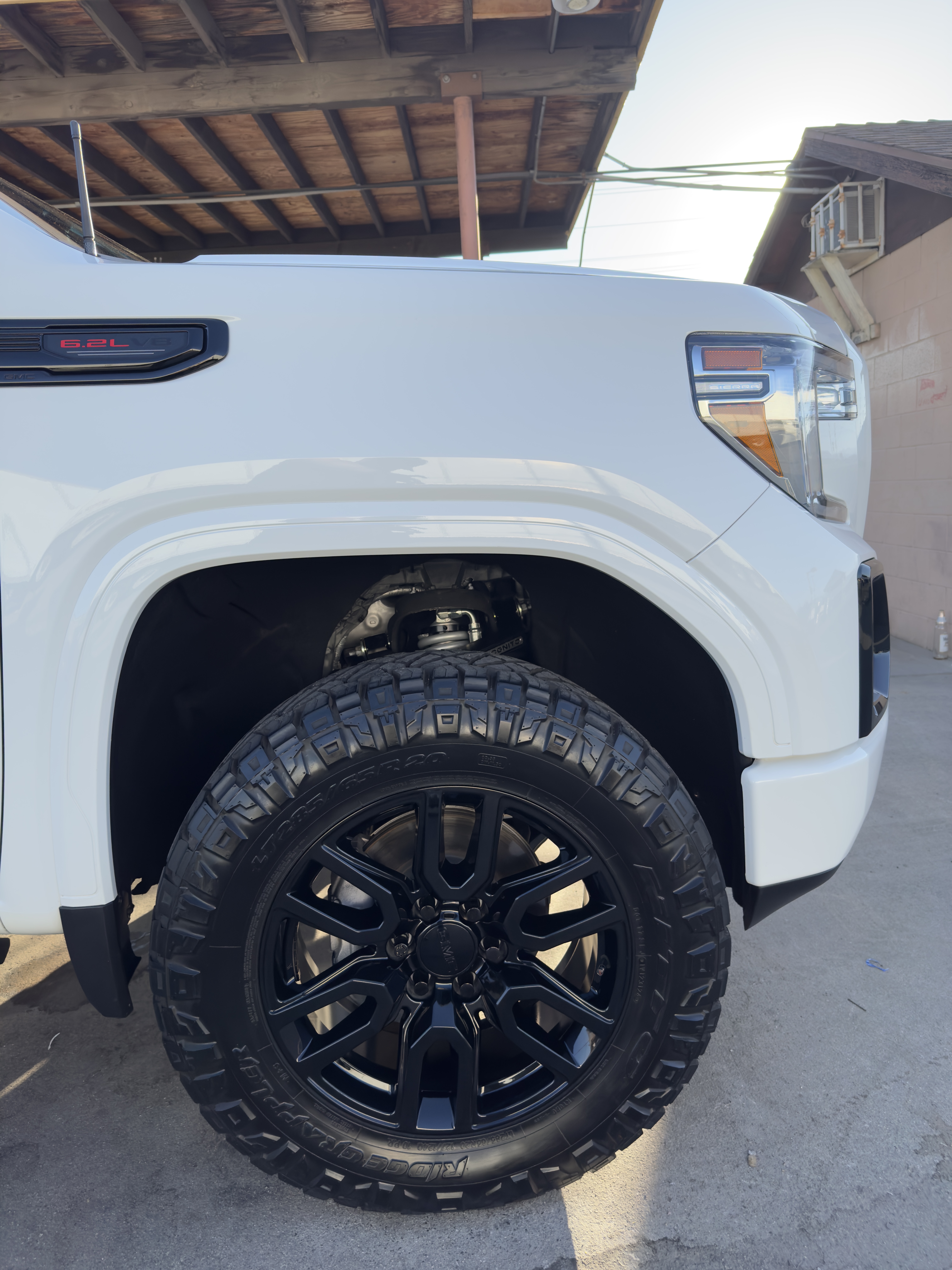 Used 2020 GMC Sierra 1500 AT4 w/ AT4 Premium Package AWD/4WD image 10