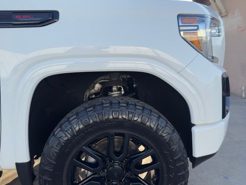 Used 2020 GMC Sierra 1500 AT4 w/ AT4 Premium Package image 18