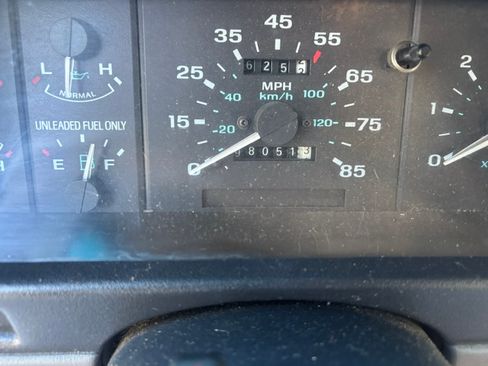 Used 1994 Ford Ranger 4x4 Regular Cab image 2