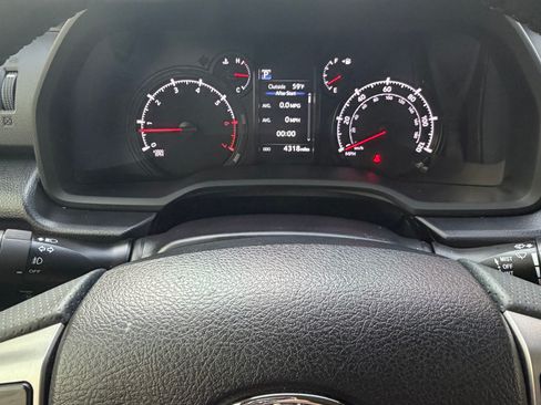 Used 2023 Toyota 4Runner SR5 Premium w/ Moonroof Package image 6