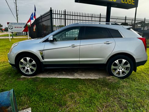 Used 2011 Cadillac SRX Premium AWD/4WD image 4