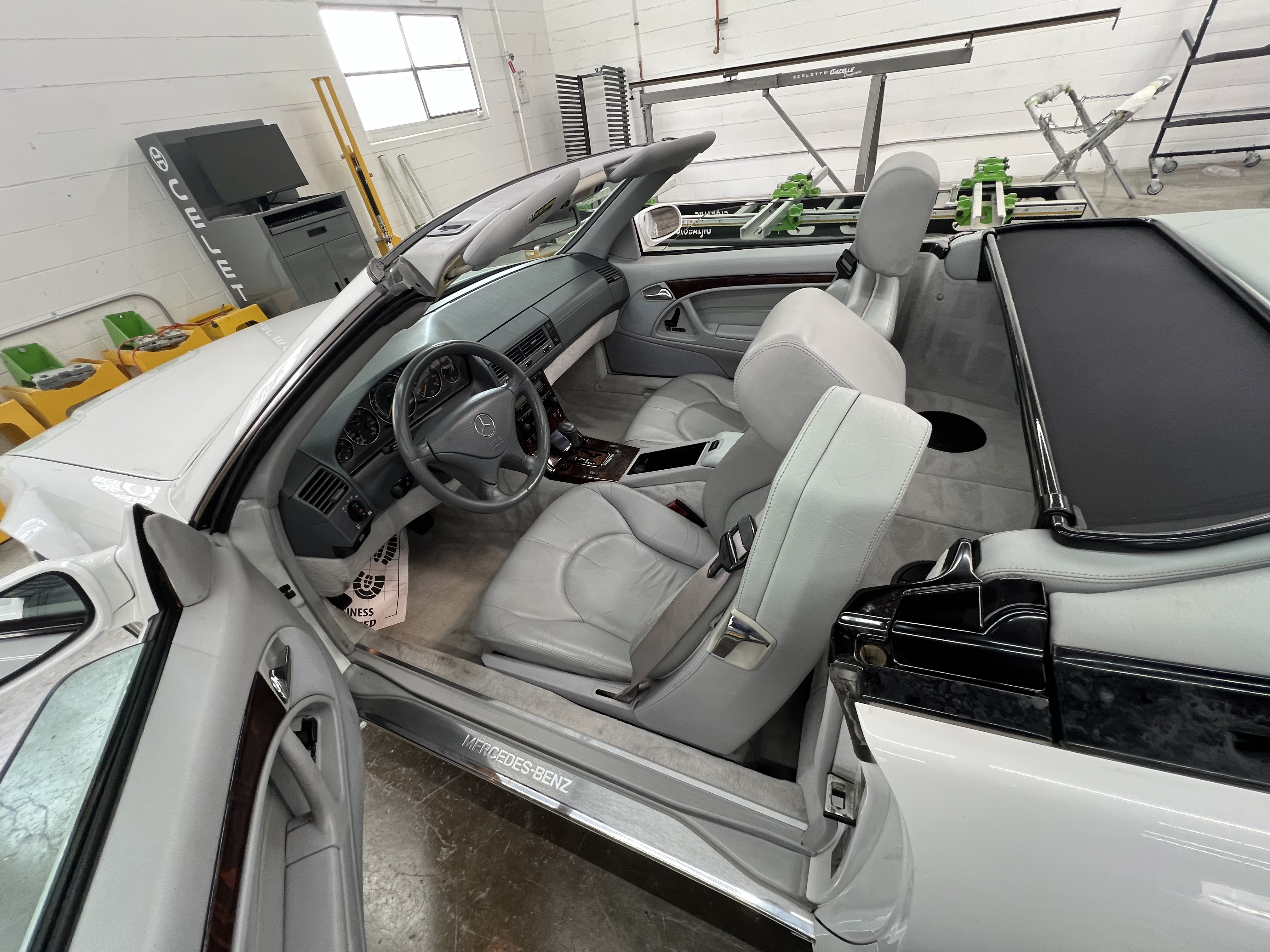 Used 1999 Mercedes-Benz SL 500 image 11