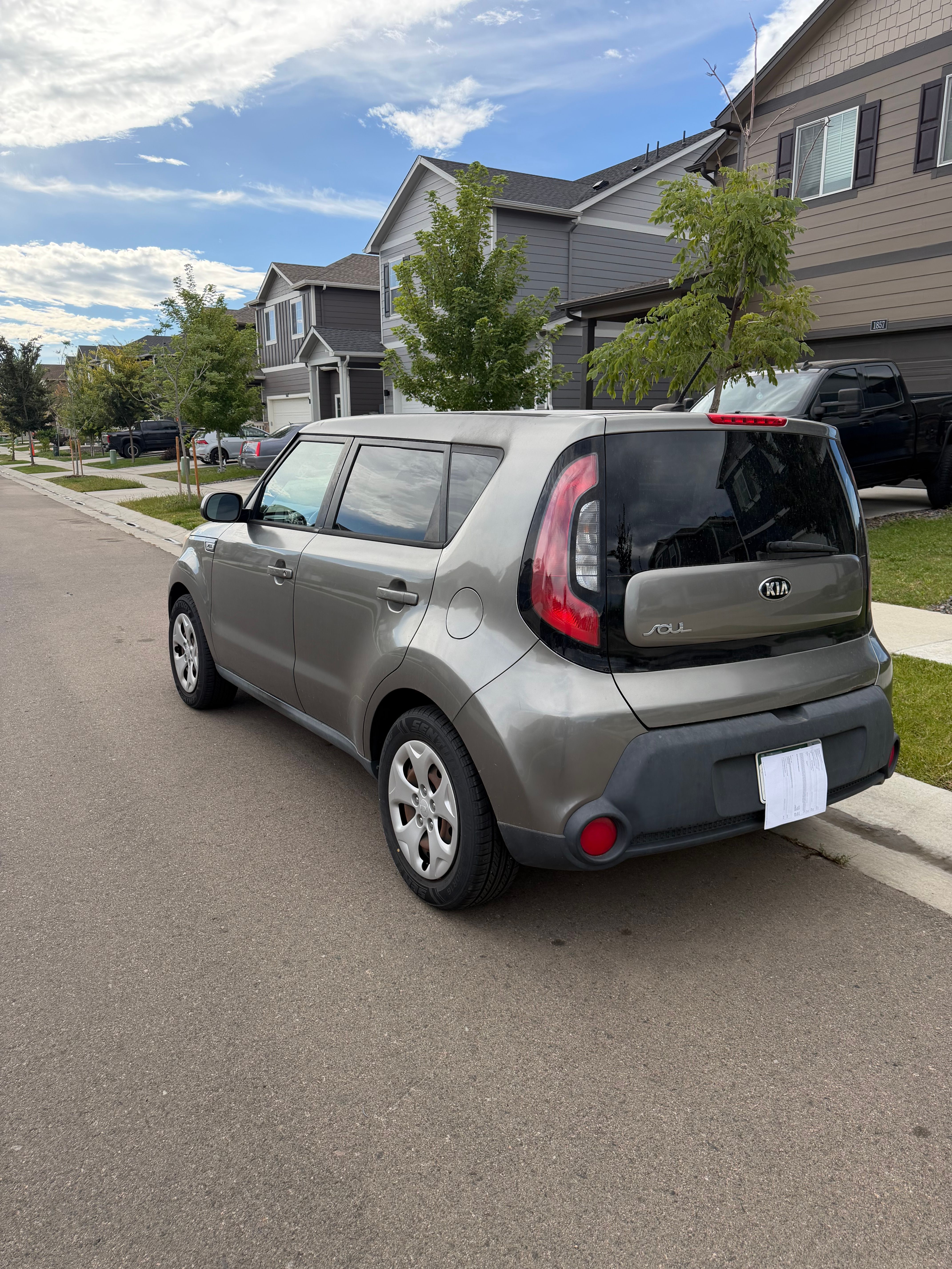 Used 2015 Kia Soul FWD image 2