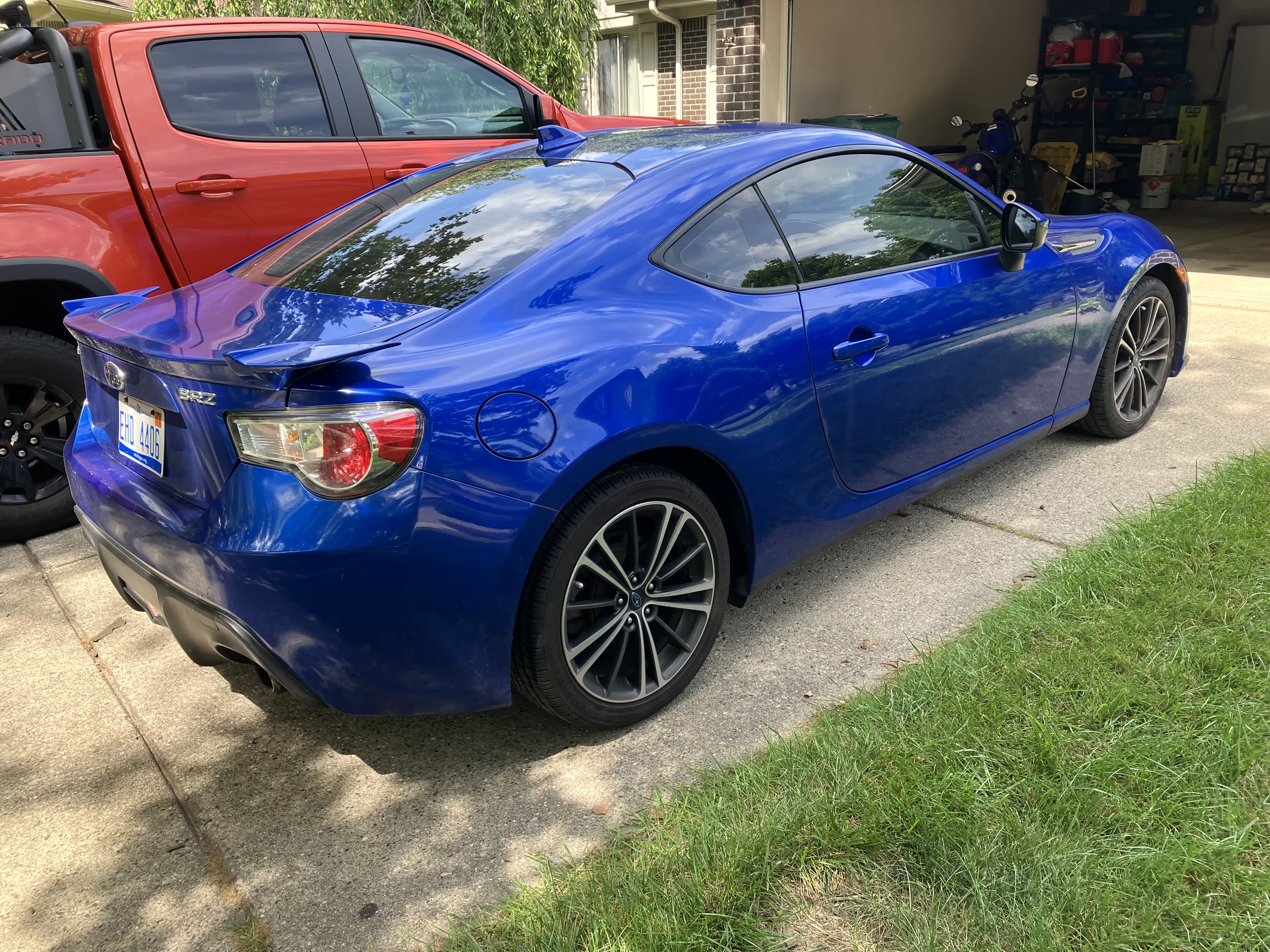 Used 2015 Subaru BRZ Limited w/ Popular Package #1B RWD image 2