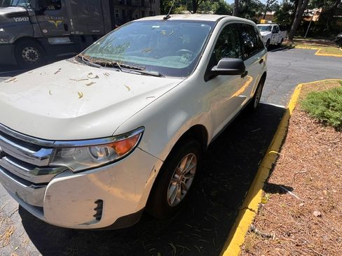 Used 2013 Ford Edge SE FWD image 2
