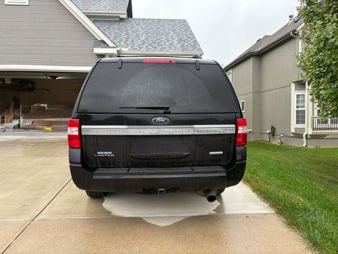 Used 2017 Ford Expedition EL Limited image 6