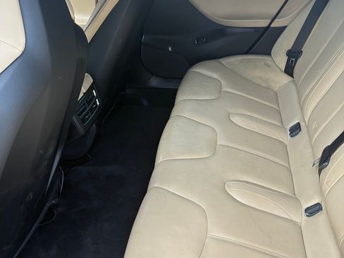 Used 2013 Tesla Model S Performance RWD image 11