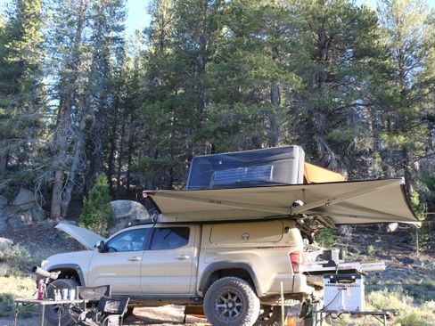 Used 2018 Toyota Tacoma TRD Off-Road image 21