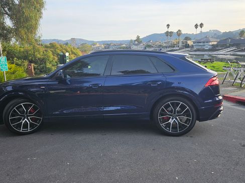 Used 2019 Audi Q8 Prestige w/ Luxury Package image 1