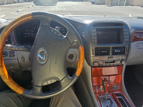 Used 2004 Lexus LS 430 image 16