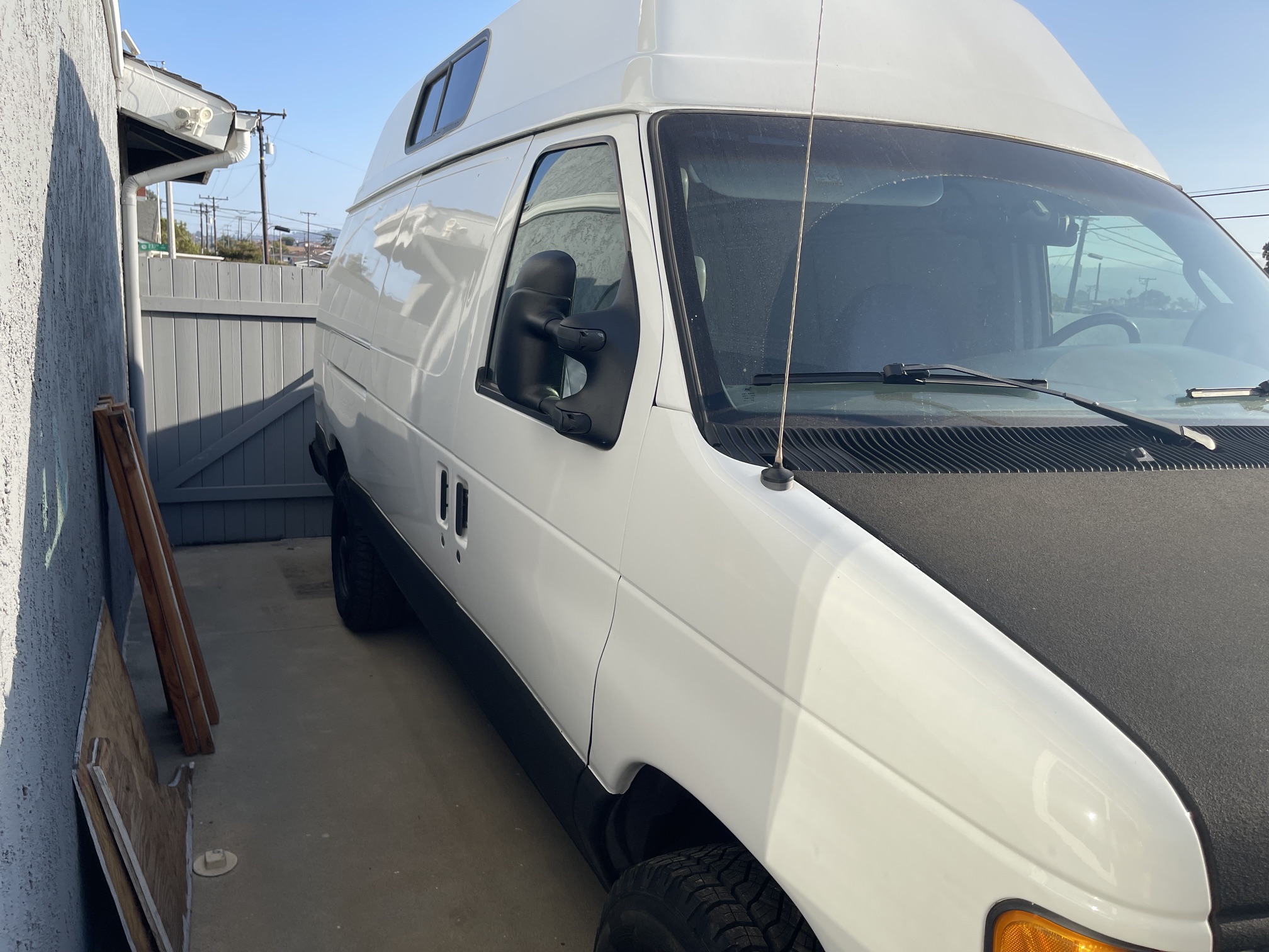 Used 2003 Ford E-350 and Econoline 350 Extended Super Duty RWD image 31