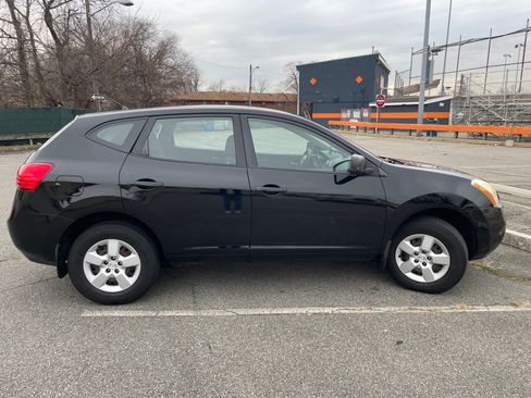 Used 2009 Nissan Rogue S image 1