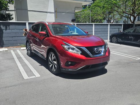 Used 2018 Nissan Murano Platinum w/ Cargo Package FWD image 1