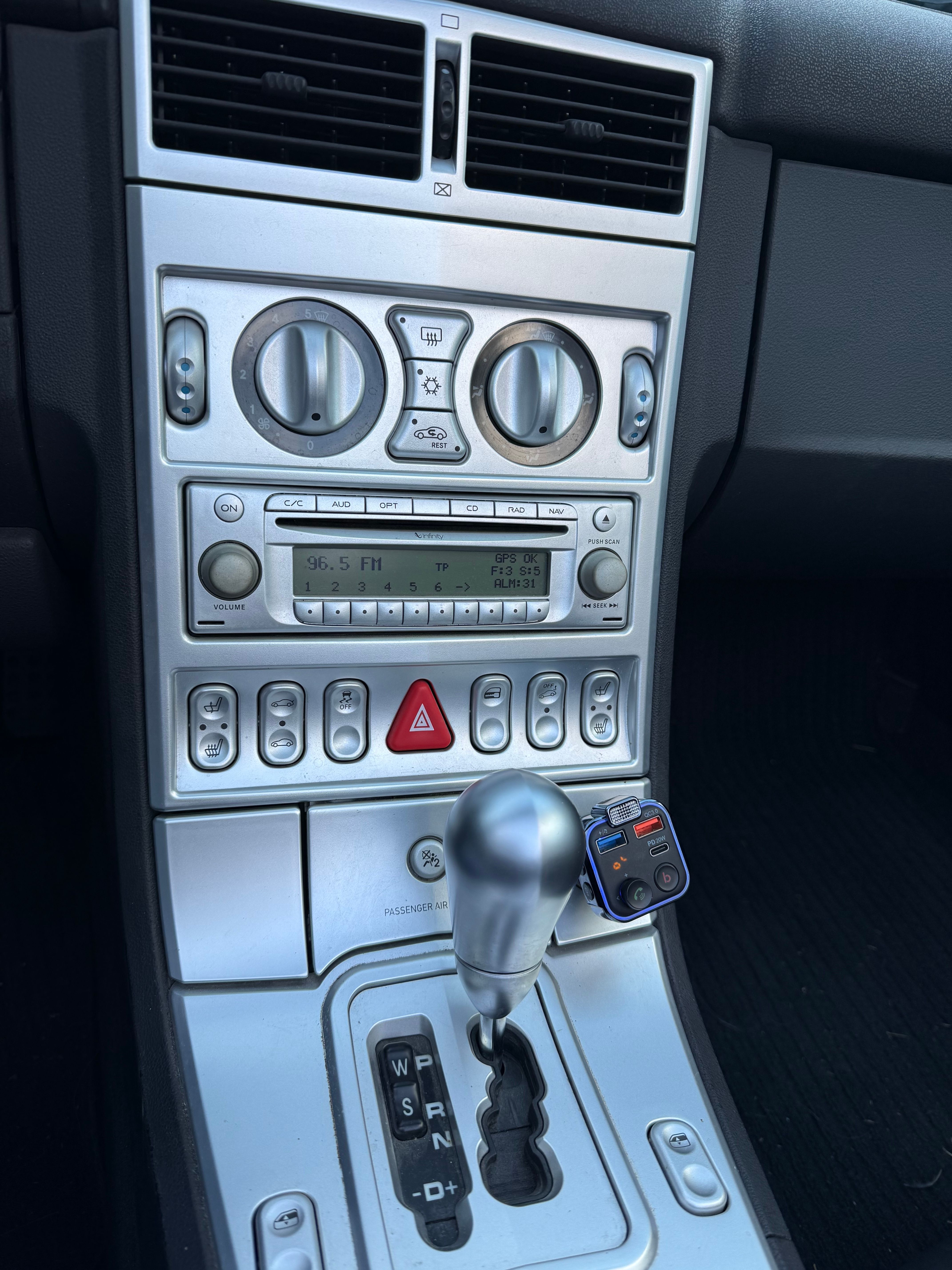 Used 2005 Chrysler Crossfire Limited RWD image 13
