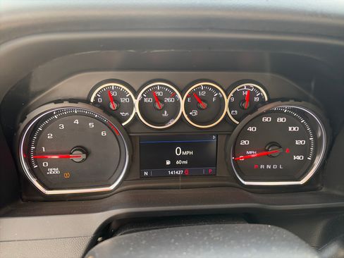 Used 2022 Chevrolet Silverado 2500 LT w/ Convenience Package image 14