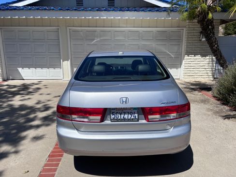 Used 2004 Honda Accord EX image 5