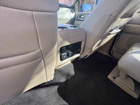 Used 2015 Ford Expedition Limited w/ Equipment Group 301A image 16