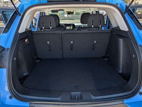 Used 2024 Chevrolet TrailBlazer LT w/ LT Cold Weather Package image 11