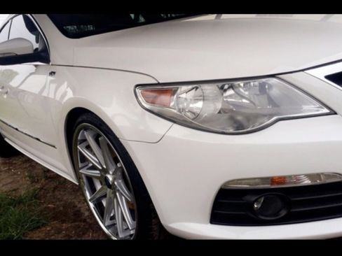 Used 2009 Volkswagen CC Sport image 6