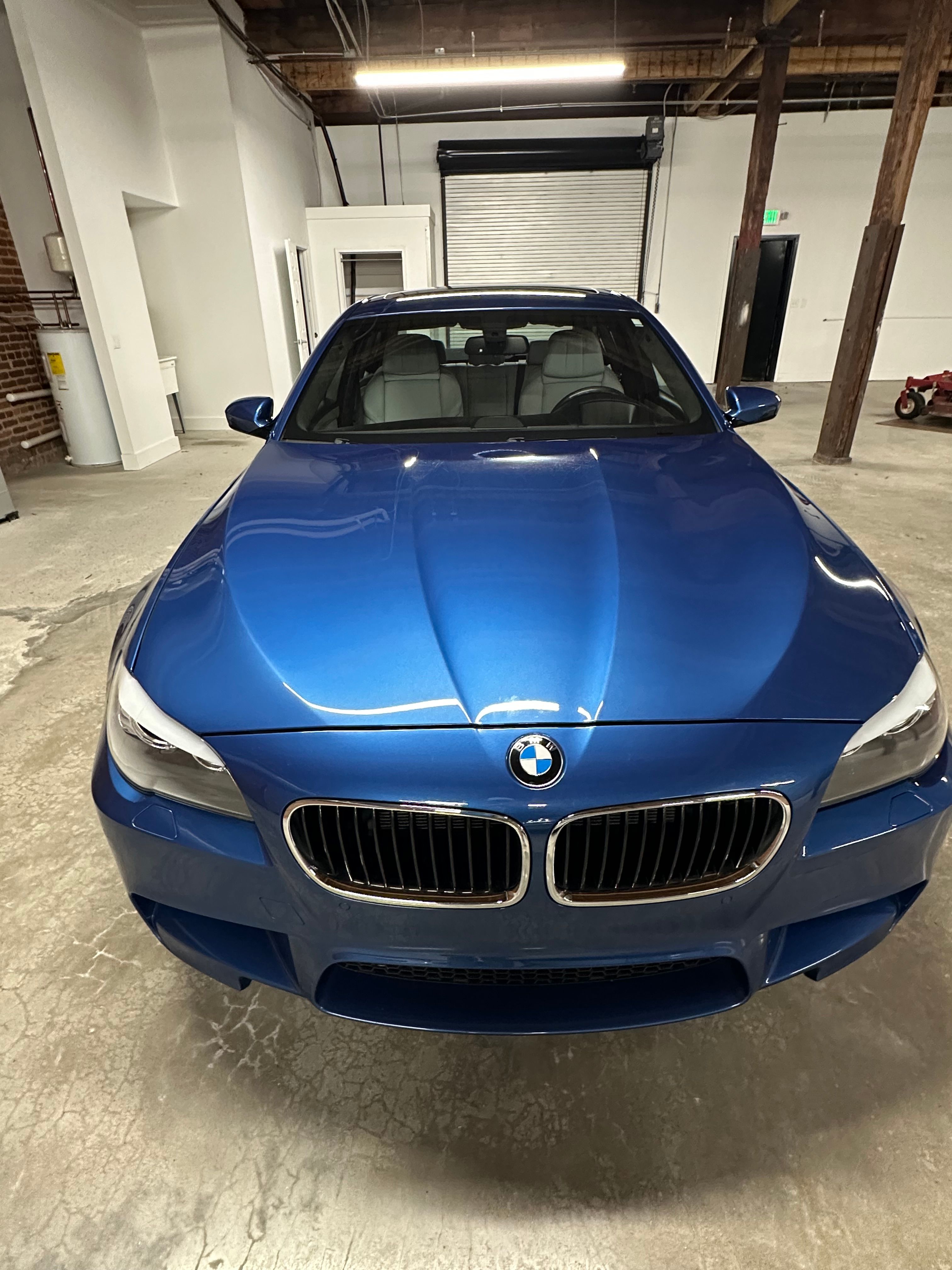 Used 2013 BMW M5 RWD image 5