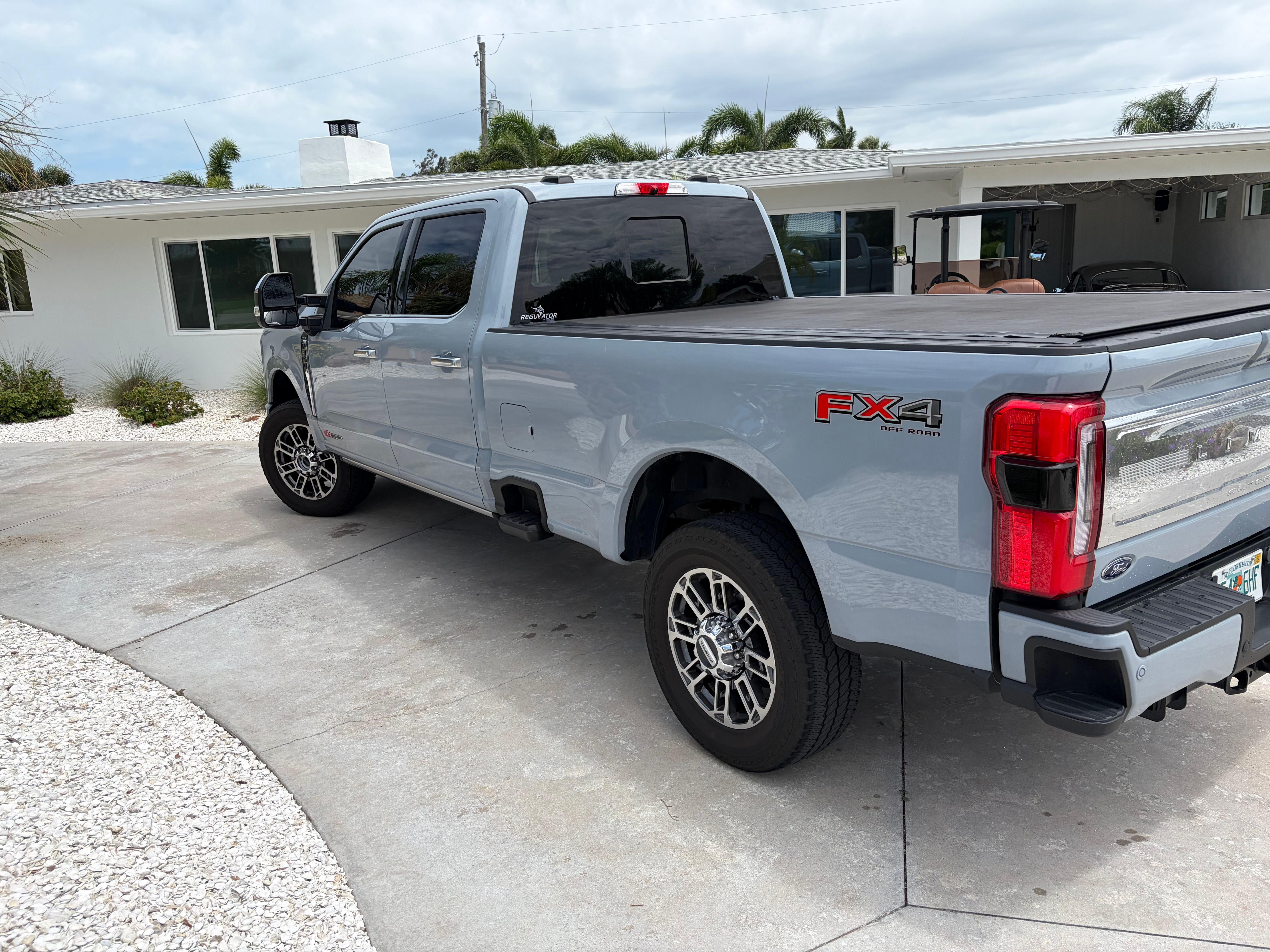 Used 2024 Ford F350 Limited w/ FX4 Off-Road Package AWD/4WD image 6