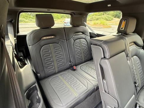 Used 2025 Rivian R1S Adventure AWD/4WD image 26
