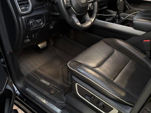 Used 2020 RAM 1500 Laramie w/ Sport Appearance Package image 8