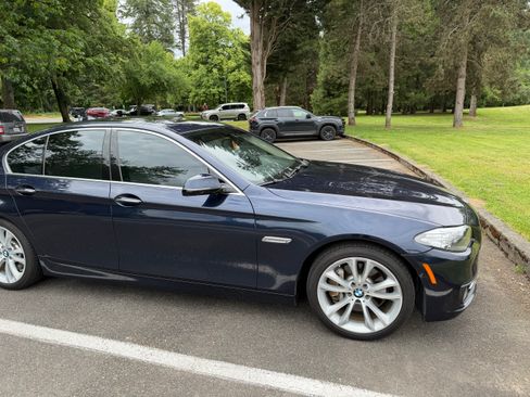Used 2014 BMW 535d xDrive AWD/4WD image 6