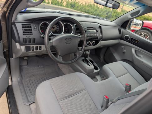 Used 2010 Toyota Tacoma 2WD Regular Cab image 8
