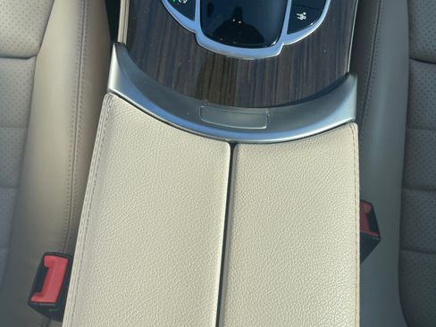 Used 2019 Mercedes-Benz C 300 Coupe image 28