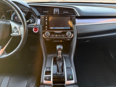 Used 2016 Honda Civic EX-L image 10