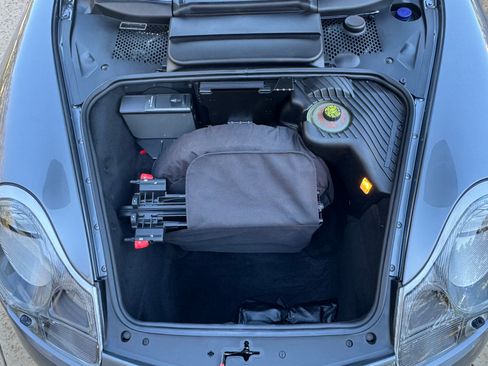 Used 2001 Porsche 911 Carrera 4 image 20