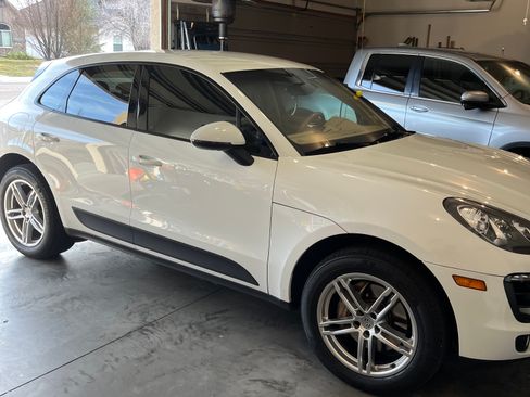 Used 2015 Porsche Macan S AWD/4WD image 2