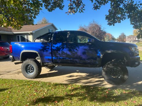 Used 2016 Chevrolet Colorado Z71 image 4