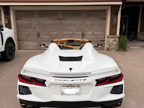 Used 2022 Chevrolet Corvette Stingray Premium Conv w/ Z51 Performance Package RWD image 11