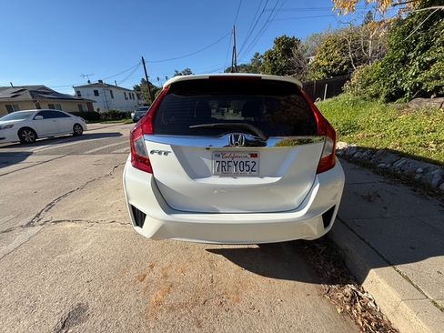 Used 2016 Honda Fit EX image 12