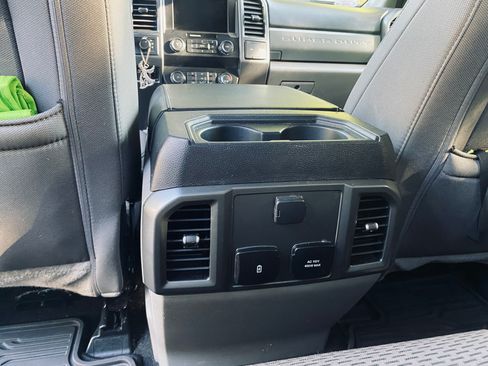 Used 2020 Ford F250 XLT w/ XLT Premium Package image 8