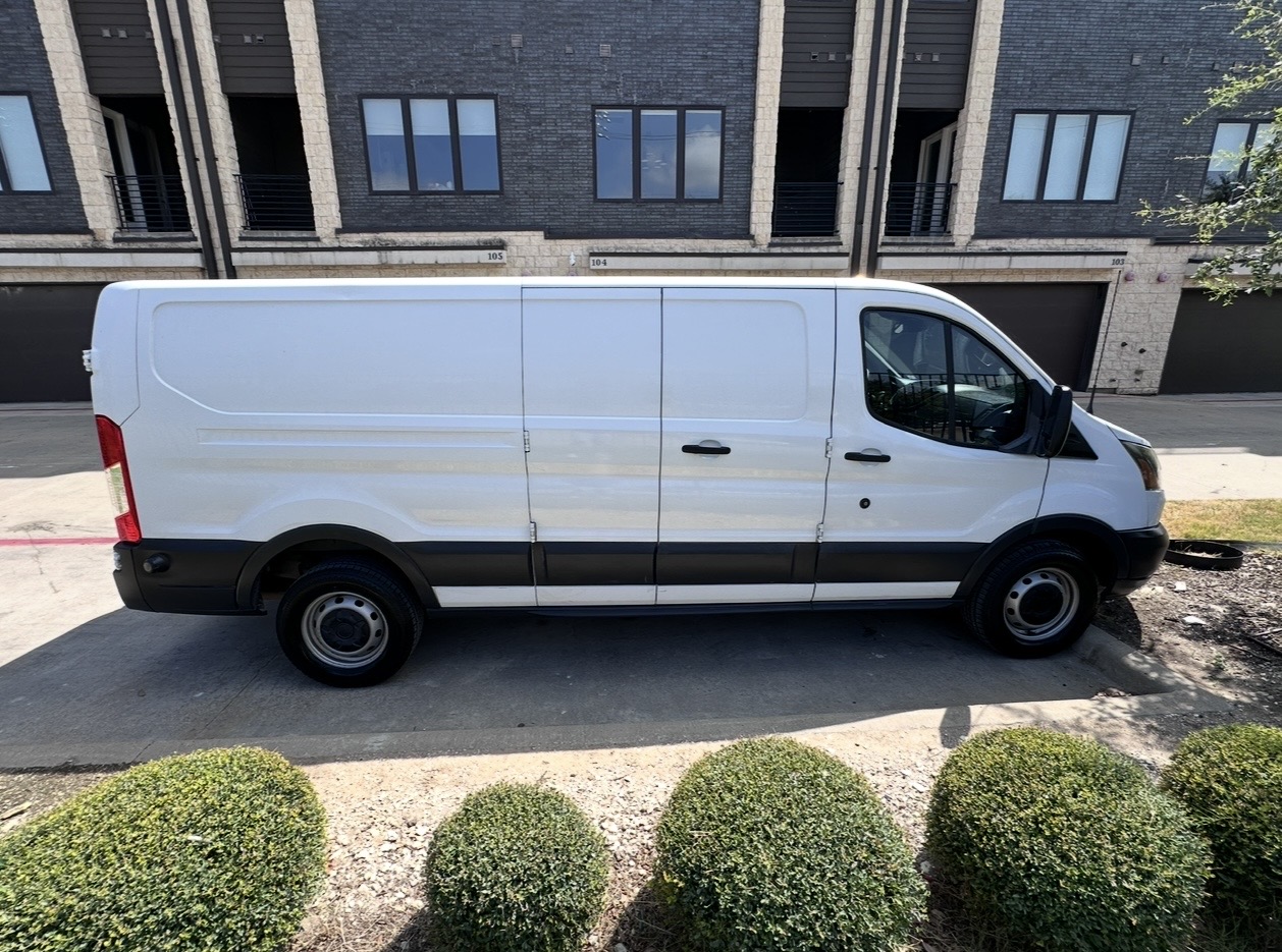 Used 2016 Ford Transit 250 148 Low Roof RWD image 1