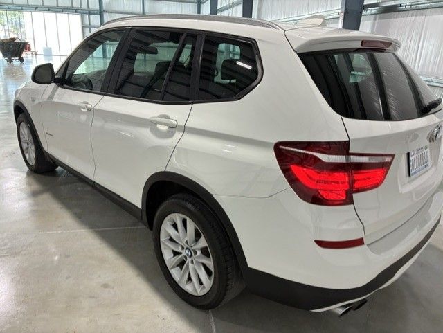 Used 2017 BMW X3 xDrive28i AWD/4WD image 4
