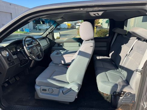 Used 2013 Ford F150 XLT w/ XLT Chrome Pkg image 8