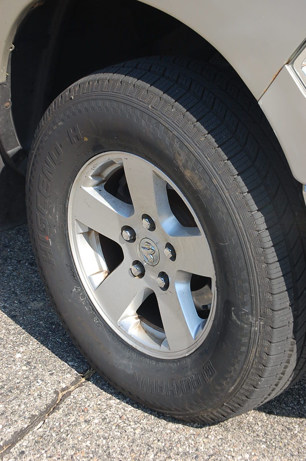 Used 2009 Dodge Ram 1500 Truck SLT w/ Remote Start & Security Group AWD/4WD image 5
