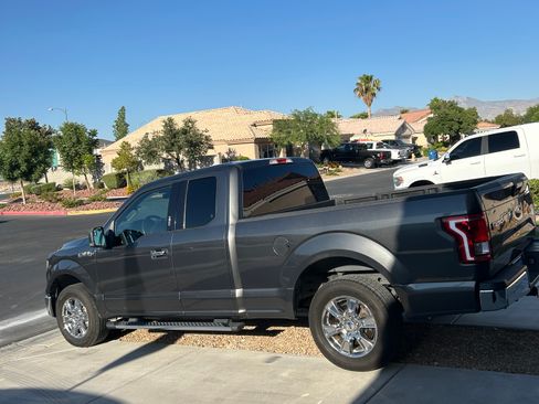 Used 2017 Ford F150 XLT w/ Equipment Group 301A Mid RWD image 4