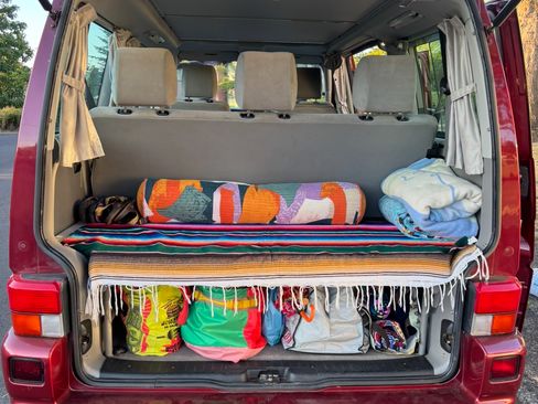 Used 2002 Volkswagen Eurovan MV image 5