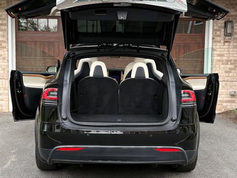 Used 2021 Tesla Model X Long Range AWD/4WD image 9