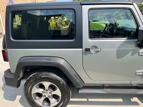 Used 2013 Jeep Wrangler Sport w/ Connectivity Group AWD/4WD image 12