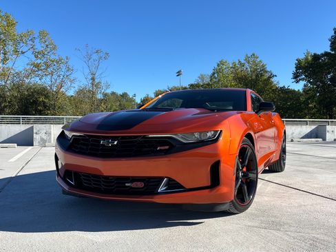 Used 2022 Chevrolet Camaro LT w/ RS Package image 6