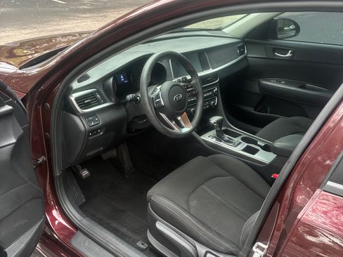 Used 2019 Kia Optima LX w/ LX 17" Wheel Package image 11